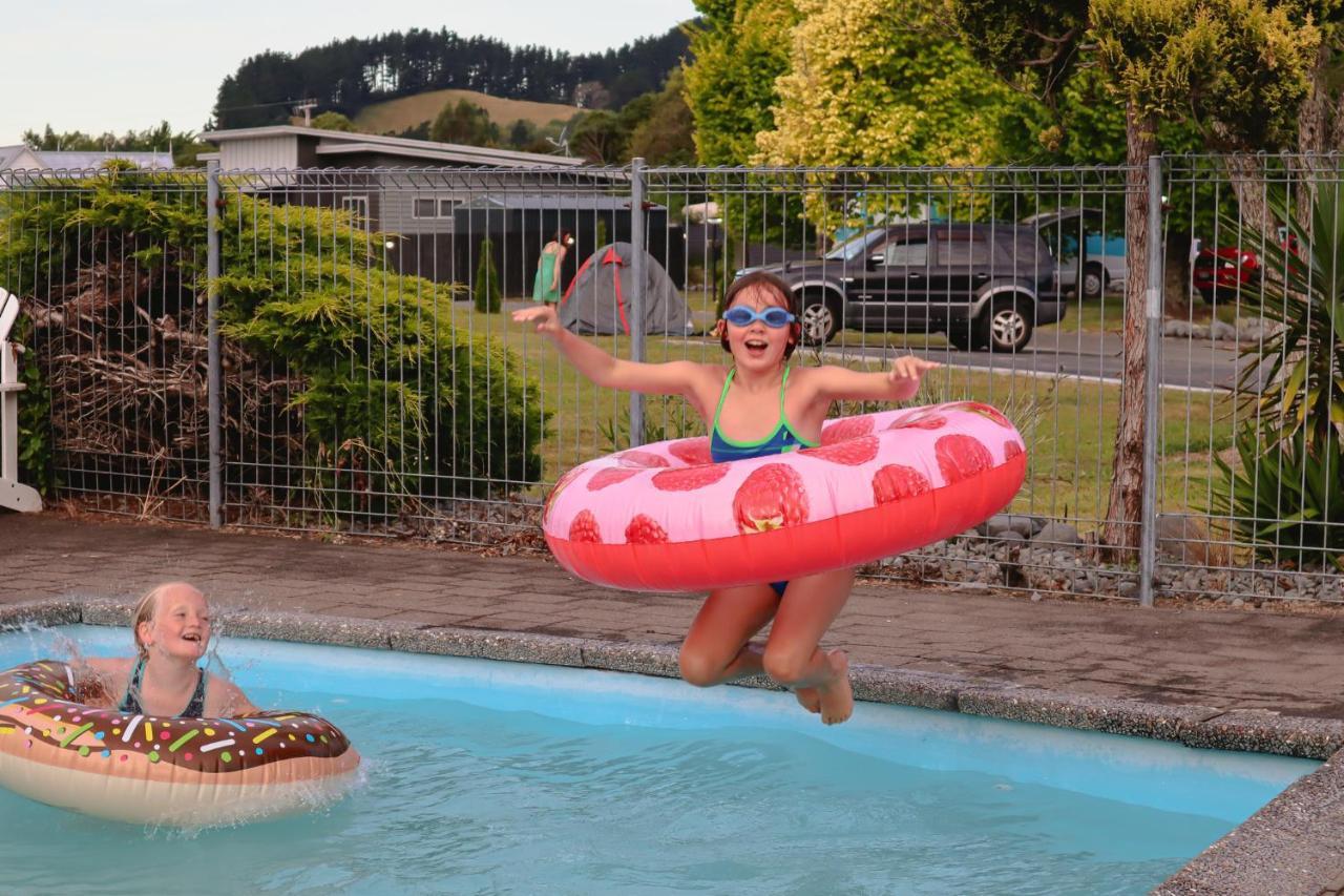 Parklands Motorlodge & Holiday Park Turangi Exteriér fotografie