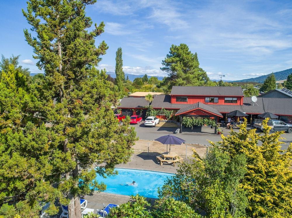 Parklands Motorlodge & Holiday Park Turangi Exteriér fotografie