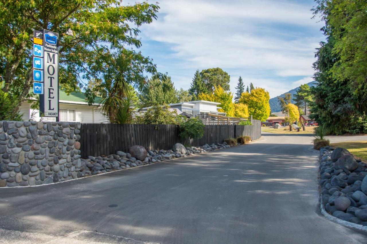 Parklands Motorlodge & Holiday Park Turangi Exteriér fotografie