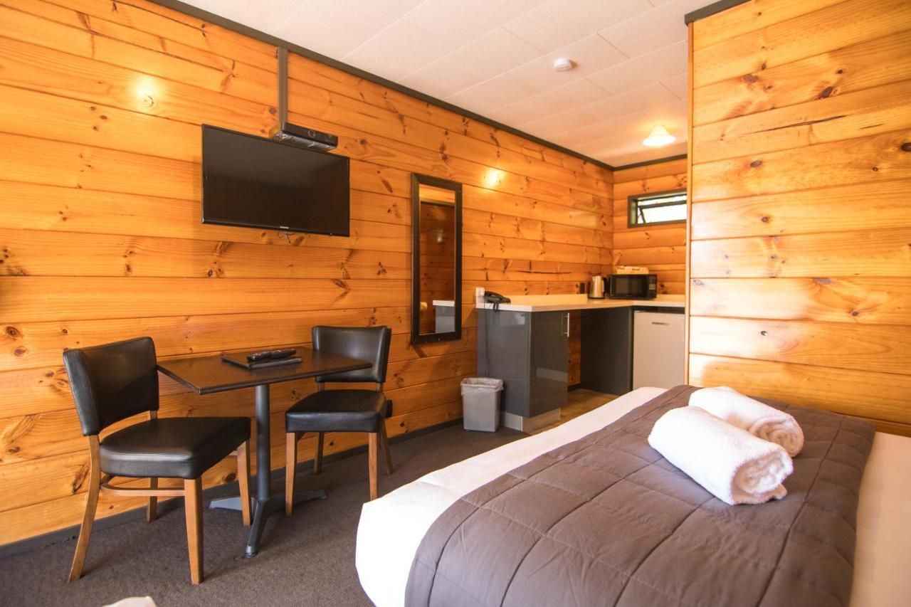 Parklands Motorlodge & Holiday Park Turangi Exteriér fotografie